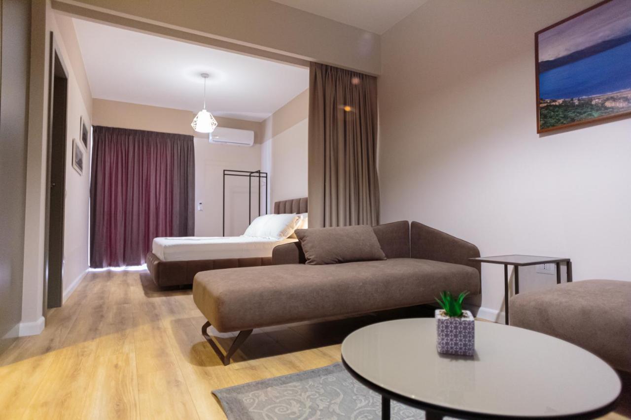 Porta Apartament Вльора Екстер'єр фото