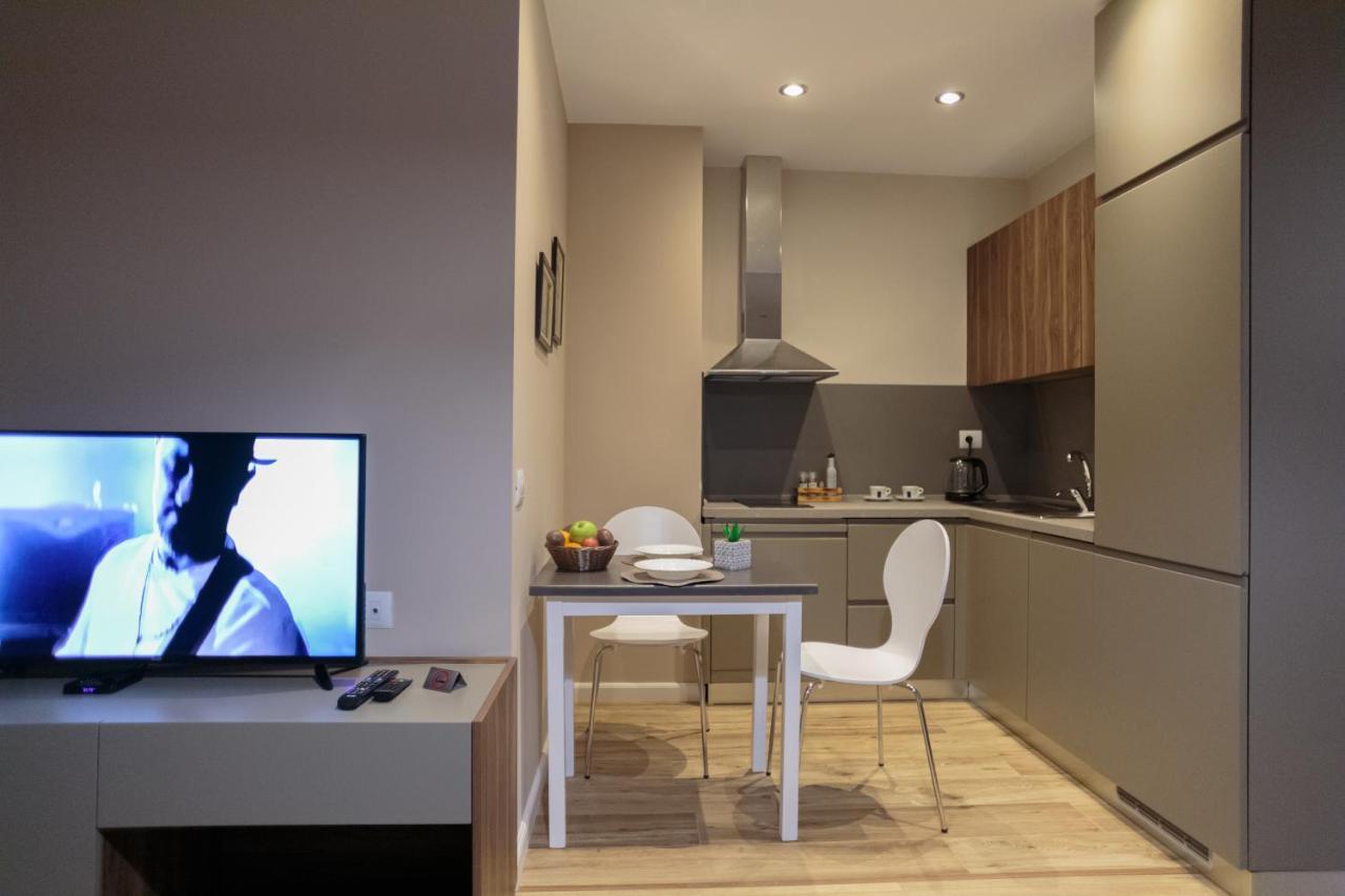 Porta Apartament Вльора Екстер'єр фото