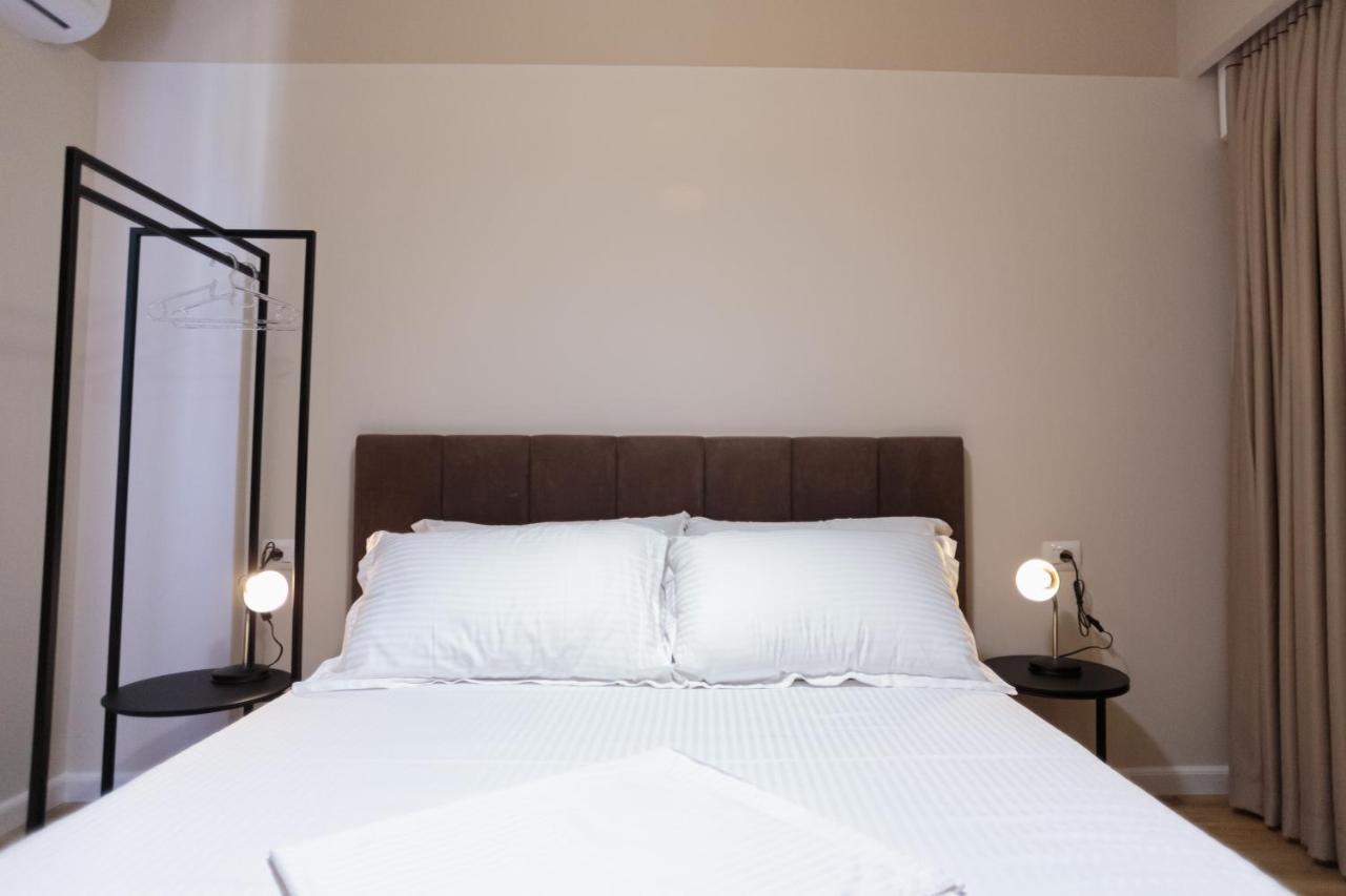 Porta Apartament Вльора Екстер'єр фото
