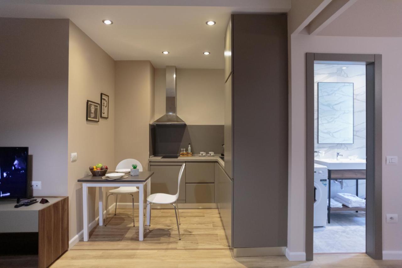 Porta Apartament Вльора Екстер'єр фото