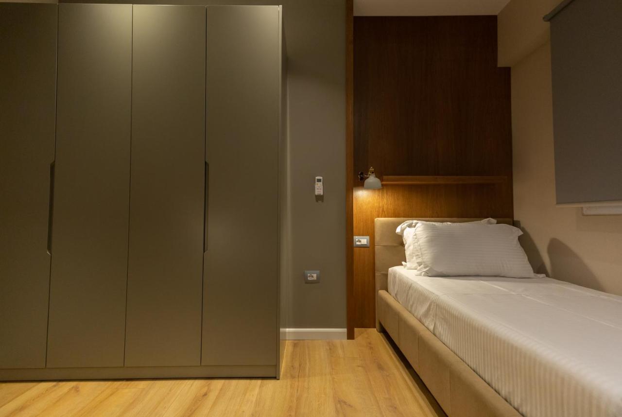 Porta Apartament Вльора Екстер'єр фото
