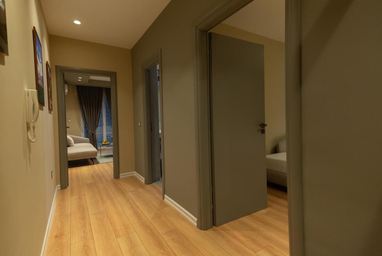 Porta Apartament Вльора Екстер'єр фото