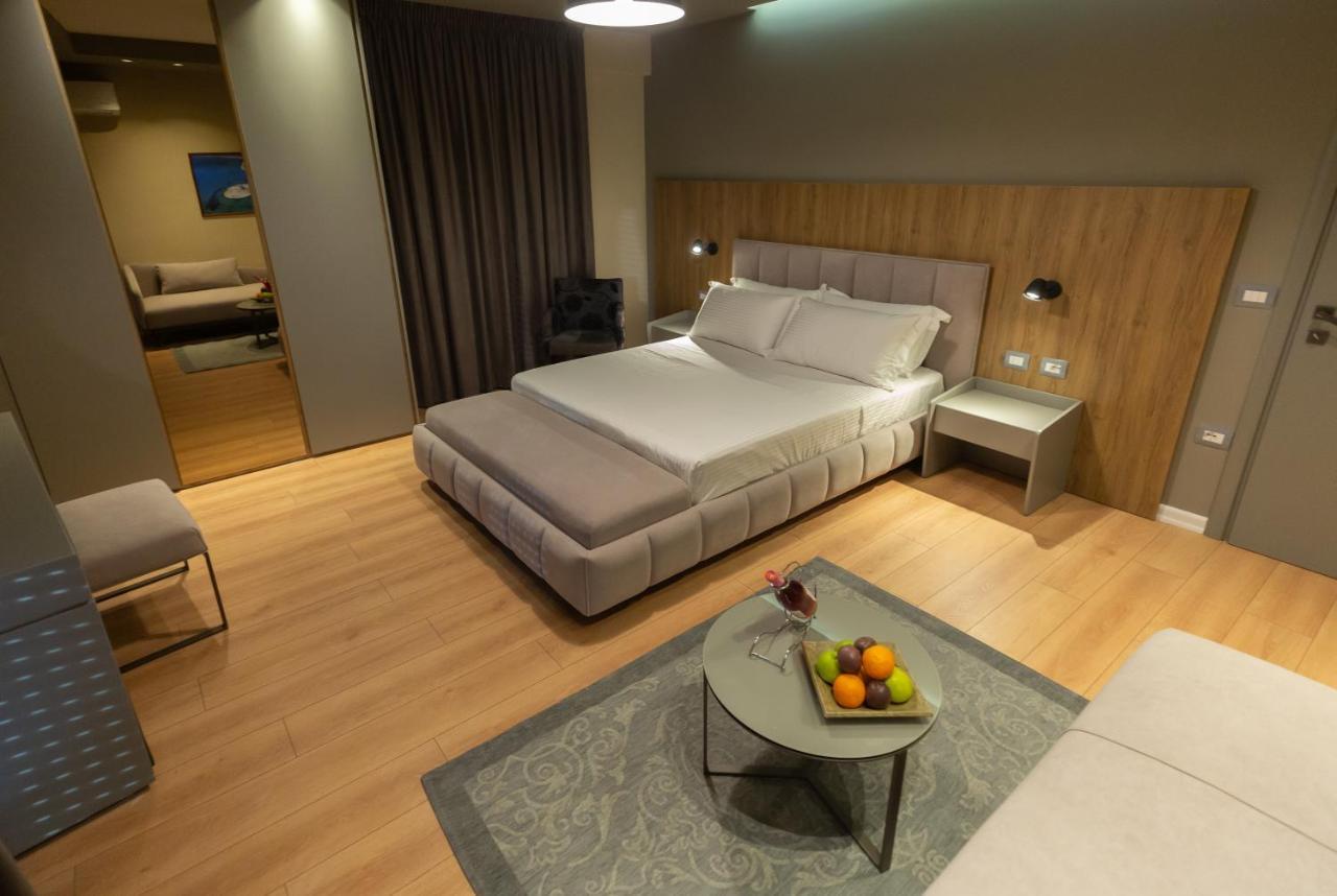 Porta Apartament Вльора Екстер'єр фото